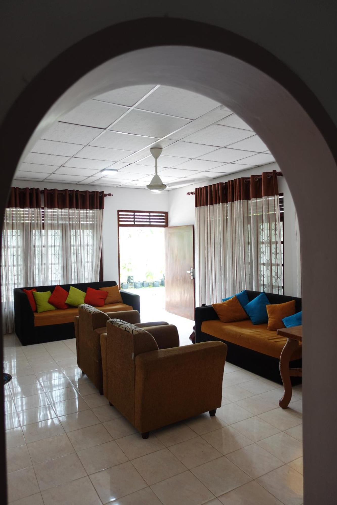 Coco Mango Hostel Dickwella Exterior photo